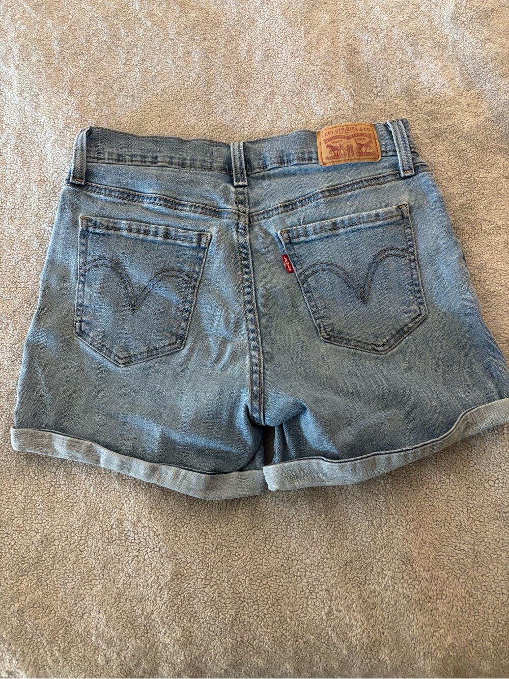 Levi’s Shorts - Picture 3 of 3